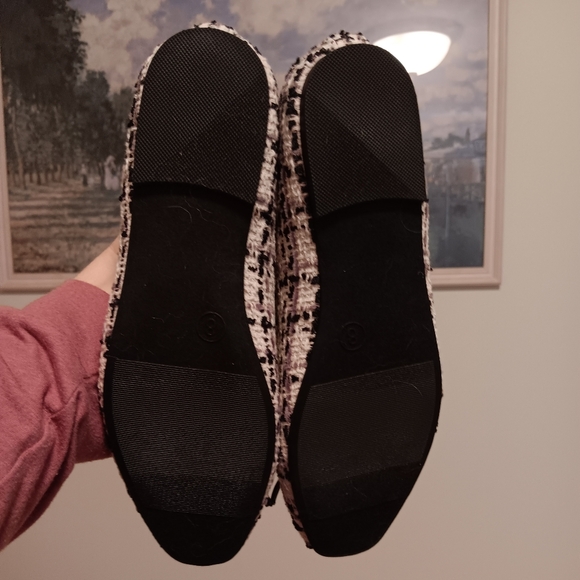 SM New York Plaid Black & White Slip On Flats - Picture 2 of 3